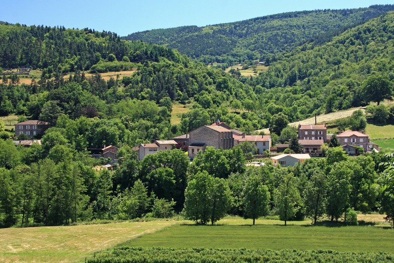 vue panoramique du hameau de Lapras